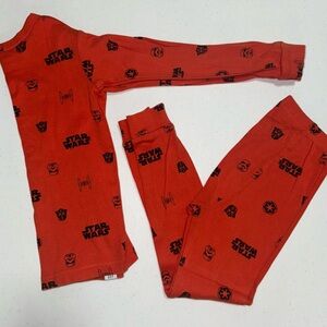 GAP Red Star Wars Graphic Top